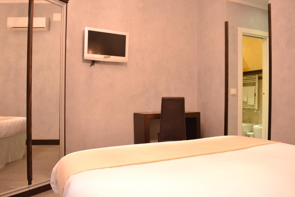 Hotel Tiburtina House Roma Exterior foto