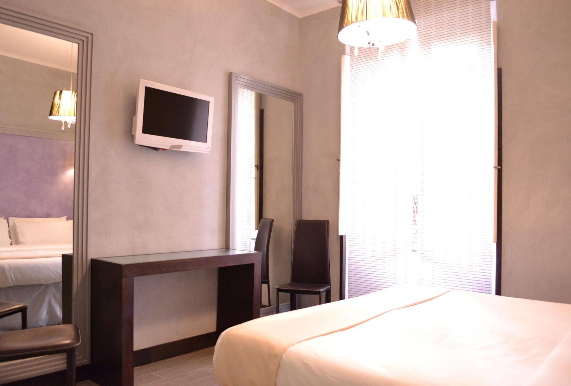 Hotel Tiburtina House Roma Exterior foto